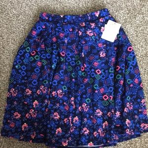 Lularoe Madison skirt XS. NWT